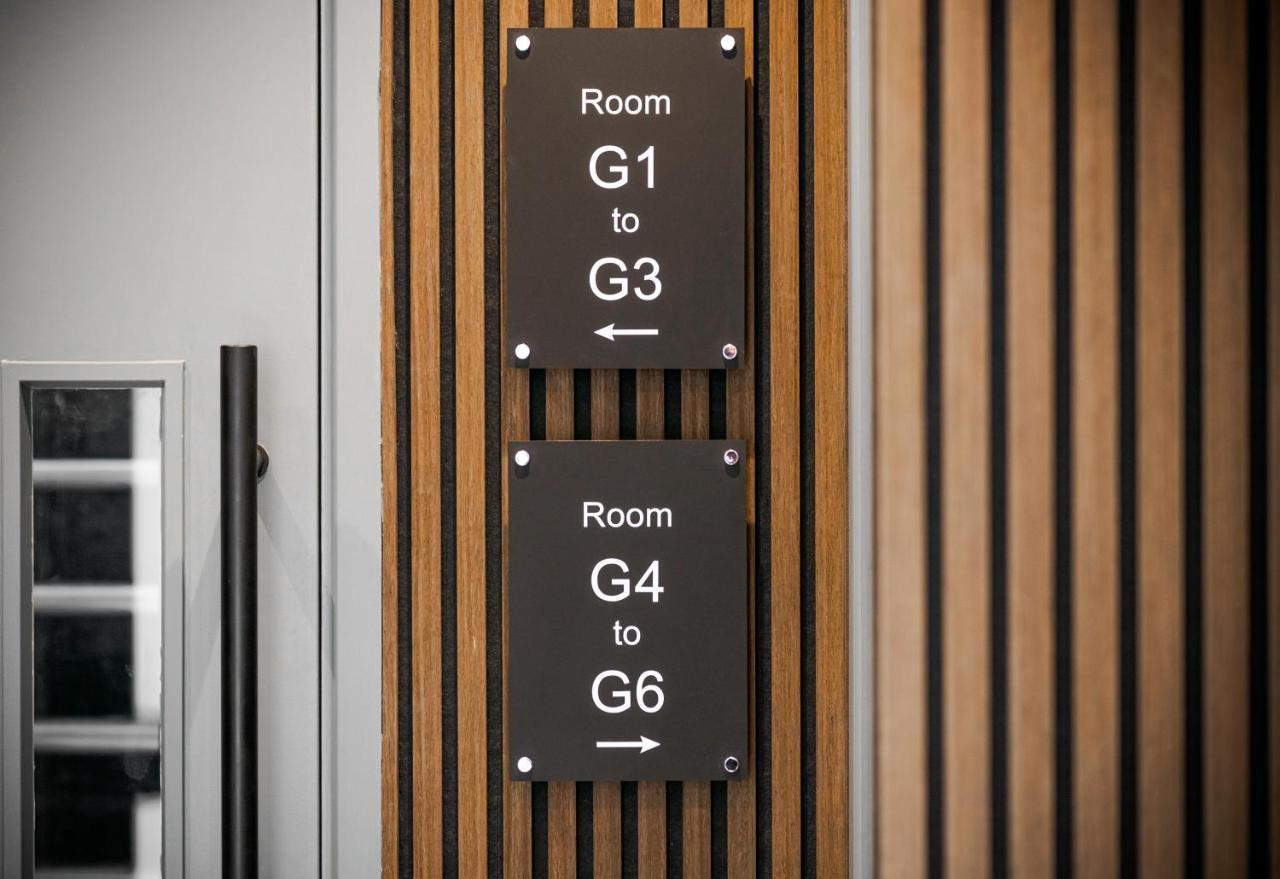 St Pancras Inn Лондон Екстер'єр фото