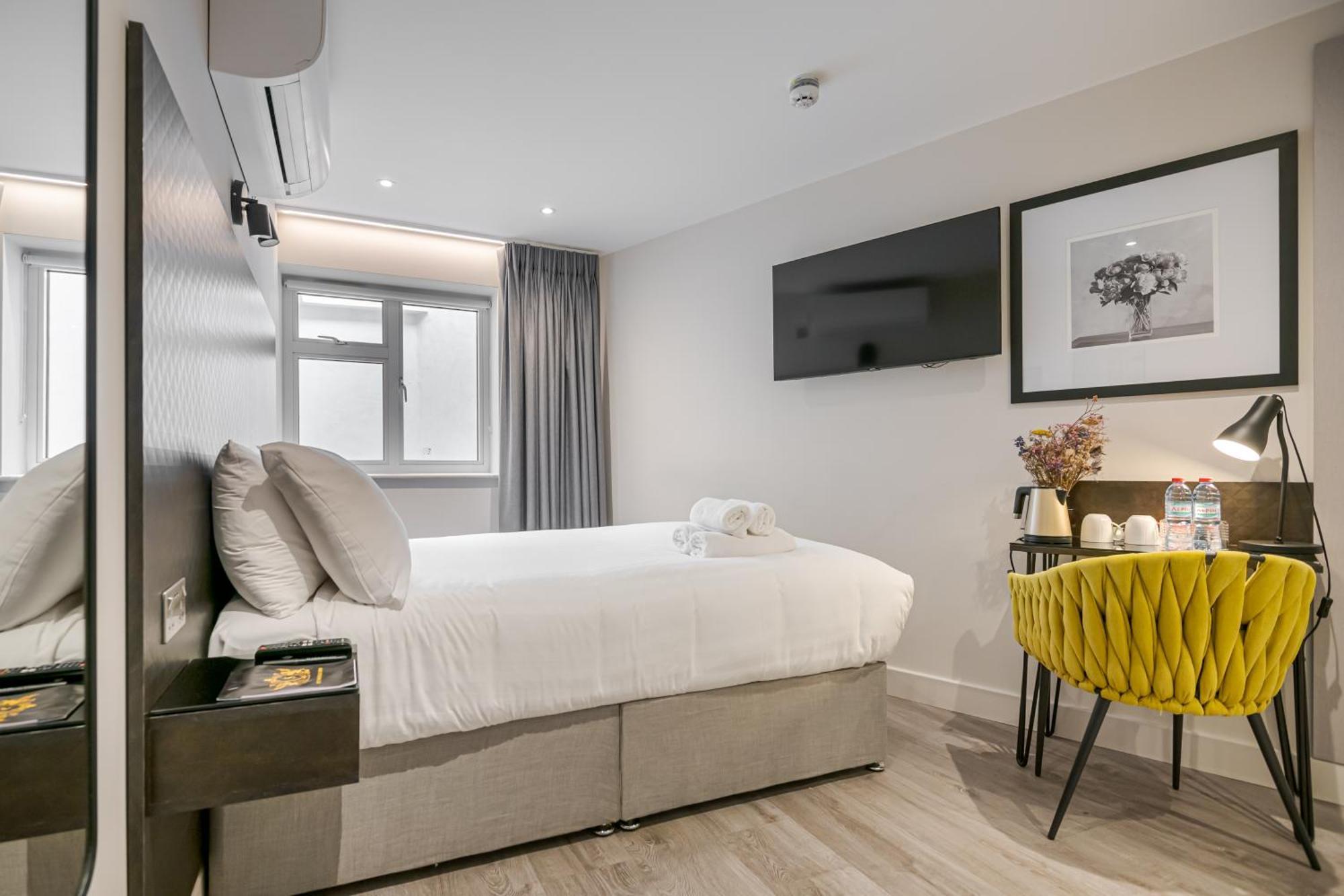 St Pancras Inn Лондон Екстер'єр фото