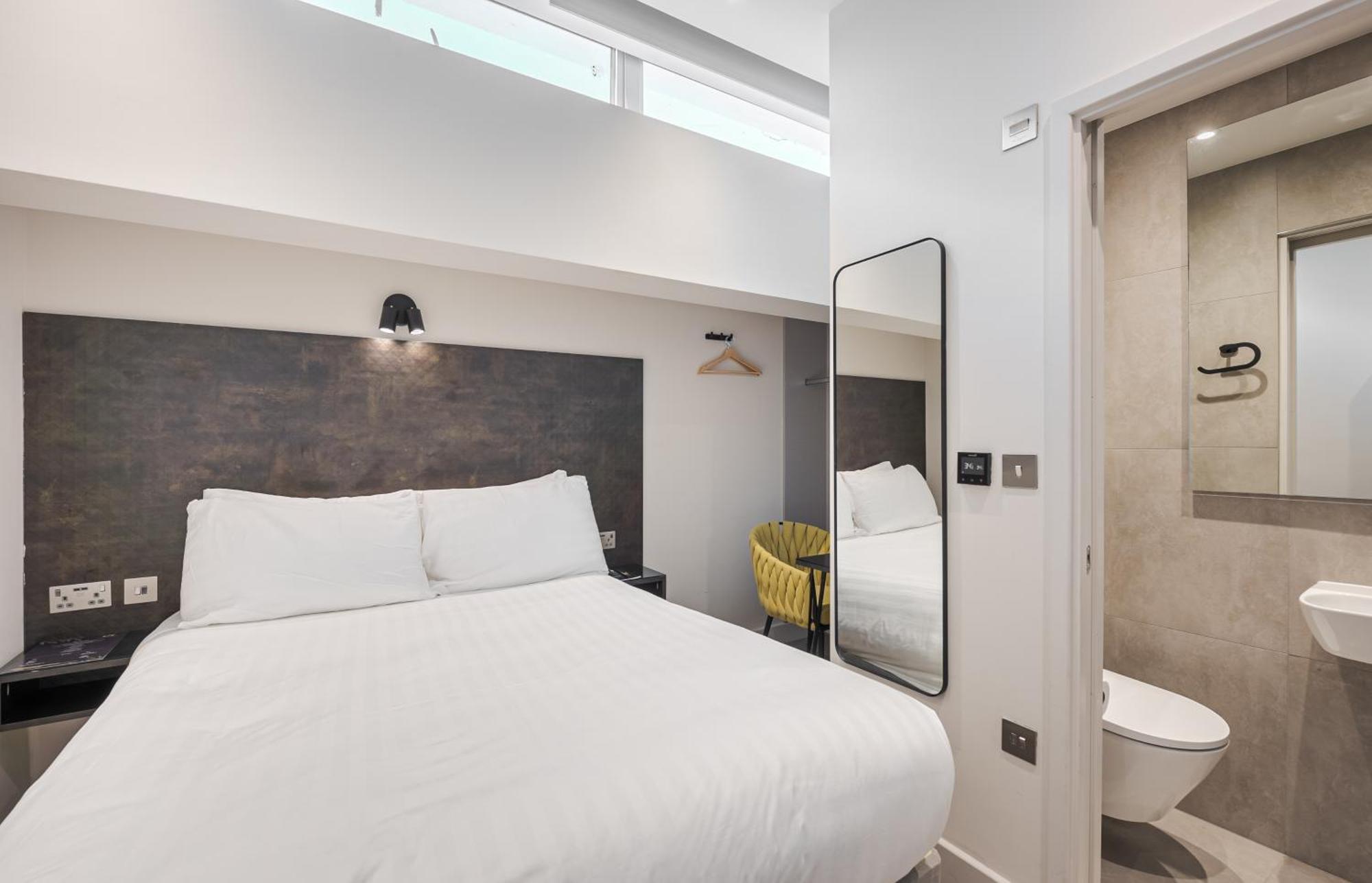 St Pancras Inn Лондон Екстер'єр фото